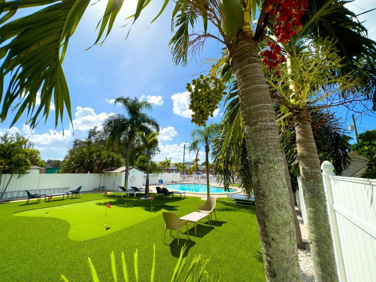 2Q Beds Studio Apt With Shared Pool 01 Clearwater Exteriör bild